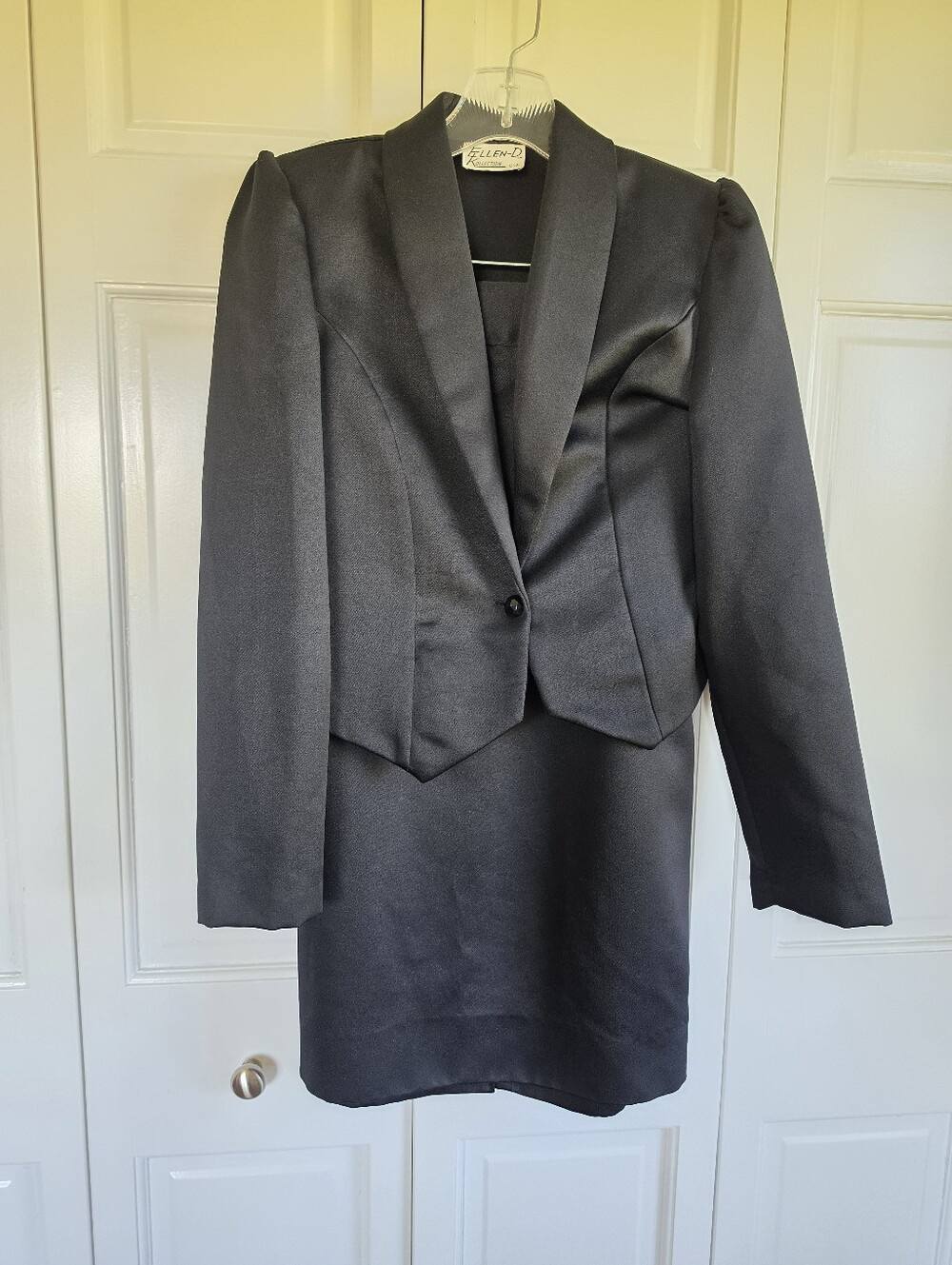 Ellen-D Kollection Vintage Black Skirt Suit Set Blazer Size Small